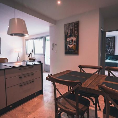 Appartement Avec Cour Privee Centre Ville Classe 4 Etoiles Remparts 1 La Rochelle  Luaran gambar