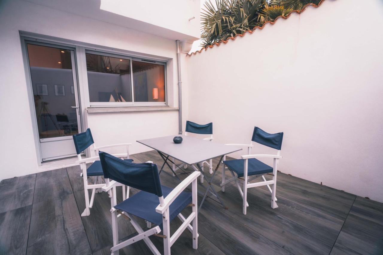 Appartement Avec Cour Privee Centre Ville Classe 4 Etoiles Remparts 1 La Rochelle  Luaran gambar